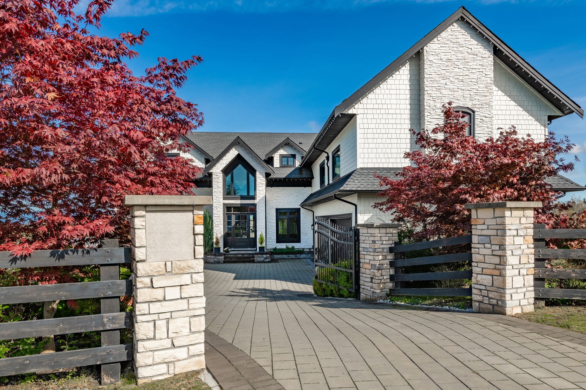 Czy podłoże ma znaczenie dla trwałości kostki brukowej