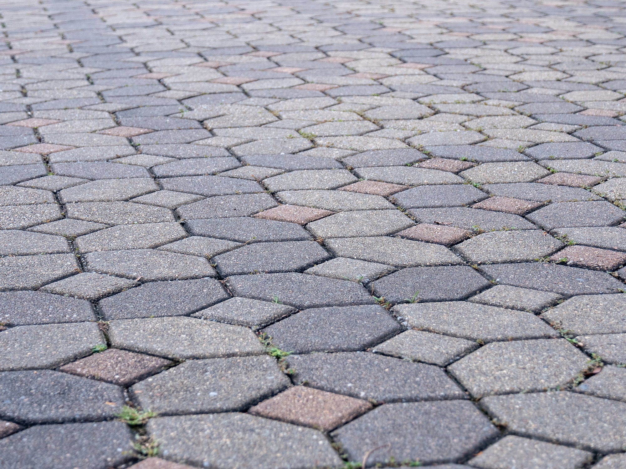 Jakie rodzaje kostki brukowe są najpopularniejsze przy nowych inwestycjach